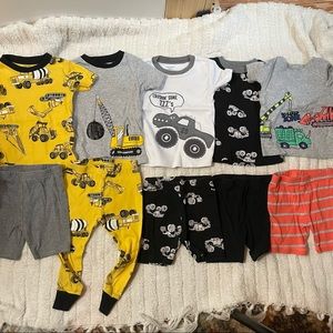 Boys 18M Carters mix and match Summer pajama bundle